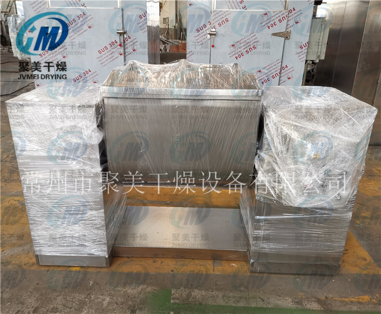 廣西客戶CH-200槽型混合機(jī)1臺(tái)，GMP-IA熱風(fēng)循環(huán)烘箱2臺(tái)待裝發(fā)貨現(xiàn)場(chǎng)